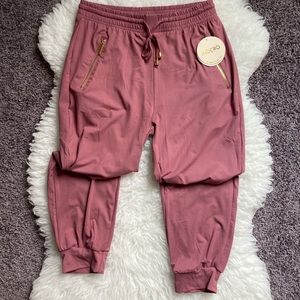 Indero blush joggers
